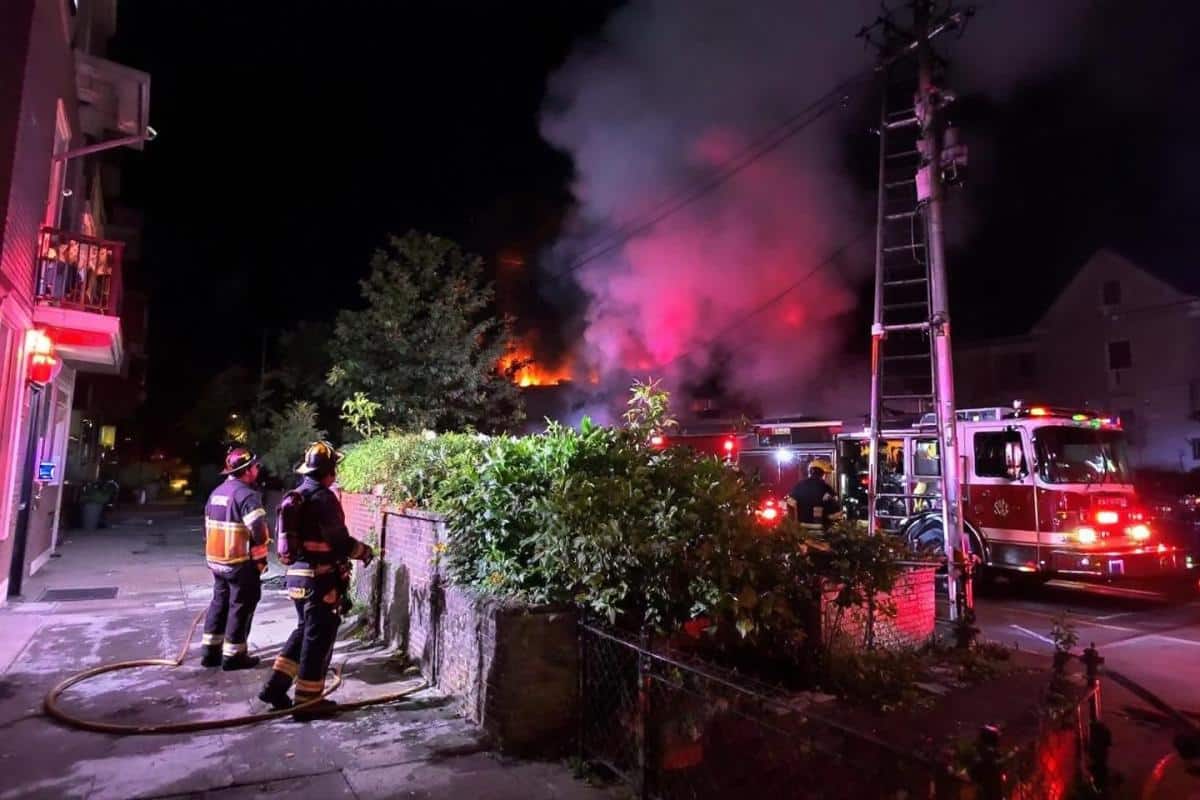 Incendie à Lyon : un appartement de 60 m² détruit, images impressionnantes