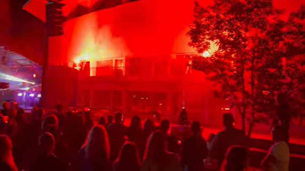 Record d’affluence au bal des pompiers de Lorient : 11 000 participants pour l’édition 2025