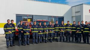 Groupe de jeunes sapeurs-pompiers