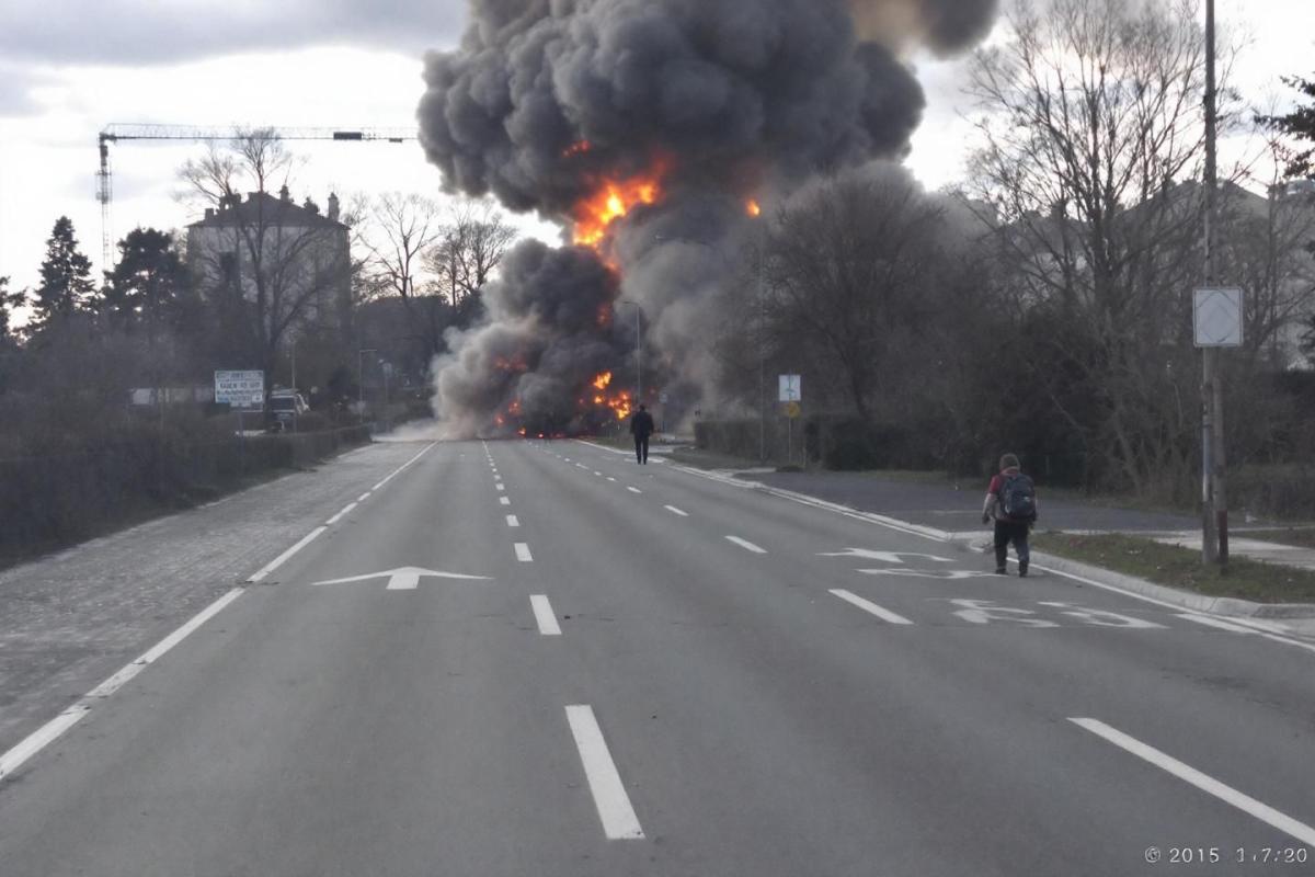 Explosion de bonbonnes de gaz hilarant provoque un incendie à Villeneuve-sur-Lot