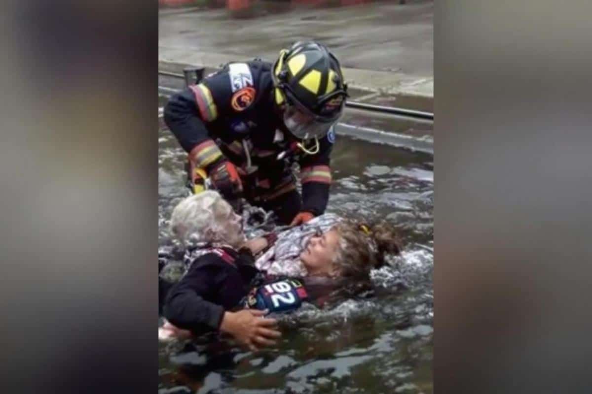 Mantes-la-Jolie : un pompier se jette à l'eau pour sauver une retraitée en détresse